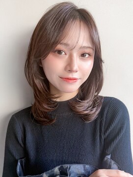 リヤン 表参道(lyann) モテ髪大人可愛いうる艶髪うるツヤクラゲヘアー斜めバング