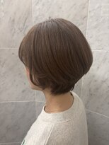 プラス アヴェダ(PLUS AVEDA)&nbsp;丸みシルエットの大人ショートボブ
