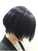 暗髪ブリーチダークグレーハイライトラベンダー簡単ショート