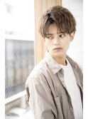 刈り上げ無造作ショートマッシュサイドグラデーション