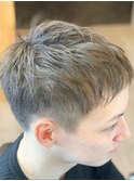 Odd hair salon style