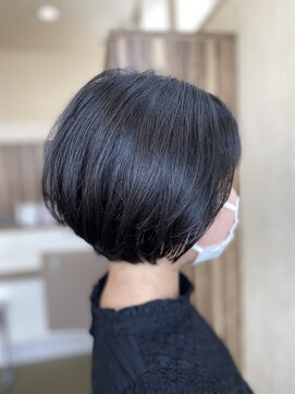 エッセンス(essence) マルミショート