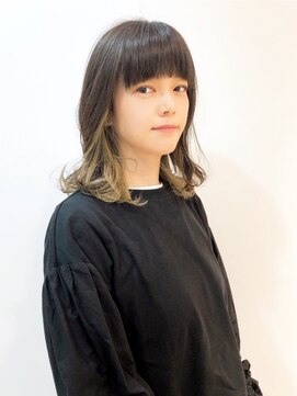 ヘアー ドレッサー パワードール(Hair Dresser) 明度しっかり目のインナーカラー