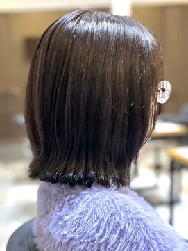 アトリエコア(Atelier Coa) ショートカットショートボブハンサムショートグレージュカラー