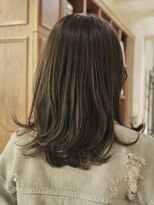 ビュートリアム265(BEAUTRIUM 265) ◆ミディアムレイヤー/レイヤーカット/銀座/顔周り/ベージュ