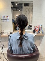 コワファーストナガサキシャンプーボーイ(COIFF1RST NAGASAKI SHAMPOO BOY)&nbsp;編みおろしアレンジ