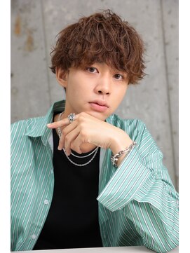 バース 河原町店(BIRTH) ウェーブミディアムゆるスパオリーブカラー