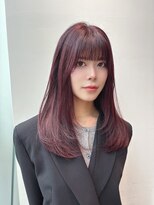 韓国レッドボルドーカラーミディアムレイヤーカット
