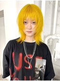 シャギーハイレイヤーウルフカットハイトーンイエローカラー