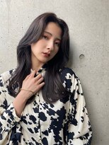 サンプラス(san+)&nbsp;【マユコ】黒髪くびれロングセンターパート韓国くびれヘアロング