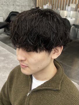 バイフィフス 原宿/表参道(by fifth) 原宿メンズマッシュウルフ無造作シャドウパーマツーブロック黒髪