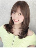 レイヤーカット/ヘーゼルベージュ
