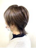 ショートウルフ,アシメスタイル,メッシュ,ブリーチ,グレージュ