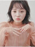顔まわりレイヤー×抜け感ミディアムヘア
