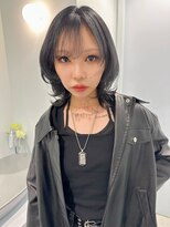 ノラ ウメダ(NORA UMEDA)&nbsp;【chiaki】落ちる黒染めy2kグランジウルフカットボブレイヤー