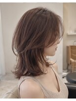 ナチュラ(natura)&nbsp;大人美人くびれミディアムレイヤー