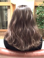 リゼル ユア 渋谷(RISEL YUA)&nbsp;3Dグレージュのくせ毛風ウェーブ