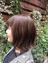 マッシュ 北堀江(MASHU)&nbsp;落ち着いた秋カラーのベージュに バレイヤージュ、ロブ サエキ