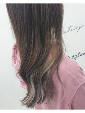 ヴィトゥレイ(Betray) Betray back ｓhot catalog