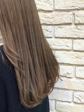 ネイヴィル(navile) シナモンベージュ