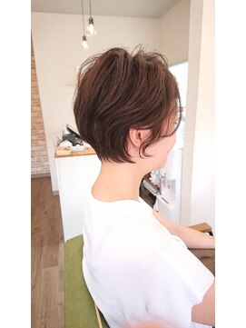 ミエル(miel) 【hair design miel】耳かけショート