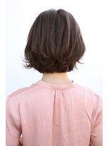 ビームズ トータルビューティー 西中島店(Bee ms Total Beauty) 耳かけレイヤーショート ＢＡＣＫ