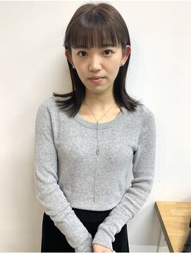 フィル(fil) ワイドバングミディアム／グレージュ