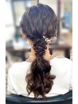 アローヘアー 浜松町店(Arrow Hair) ローポニーテール