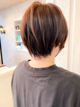 キャアリー(Caary) 福山 丸みショートヘア/ショートボブ/ベリーショートならCaary