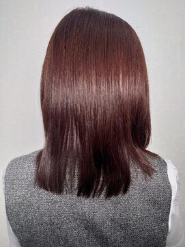 モード ストレートな艶髪◎