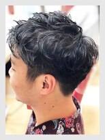 クリアオム 春日部(CLEAR homme)&nbsp;メンズ おしゃれな大人のパーマスタイル 刈上げショート