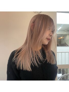 サヴィー(suvvy) ブロンドベージュ×レイヤーカット【天神/大名】