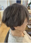 グレイヘアショート