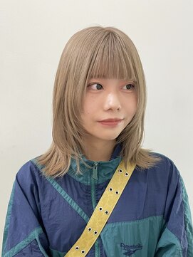 サンク 原宿 表参道(cinq) レイヤーカット顔周りレイヤーボブレイヤーベージュカラー