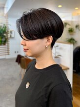 ジーナ 渋谷 表参道(JINA) 大人ショートボブ/ハンサムショート/前髪なし/30代40代50代