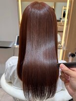 ソワネ 表参道(soigne)&nbsp;大人の艶髪ワインレッドストレート