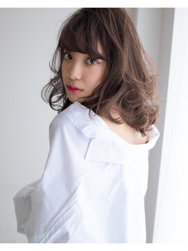 ヘアアンドエステ ヒロイン 西麻布本店(Hair&Esthe HIROIN) 『ＨＩＲＯＩＮ西麻布本店』くびれセミディ×ゆるウェーブ