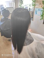 カラクリビショウ(Kara-Kuri Bisho)&nbsp;艶髪ストレートヘア