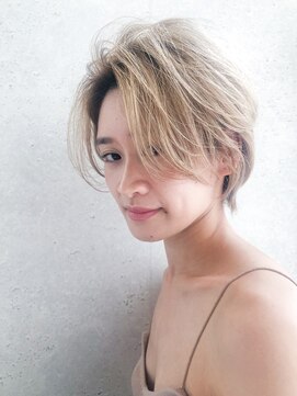 シエナ 渋谷(Siena) ホワイトベージュ