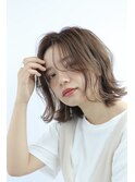 抜け感色っぽ外ハネミディ