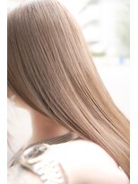 ネイヴィル(navile)&nbsp;抜け感スタイル　髪質改善ベージュカラー　２０代/３０代/４０代