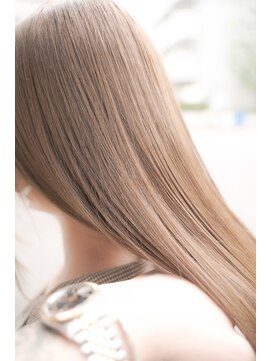 ネイヴィル(navile) 抜け感スタイル　髪質改善ベージュカラー　２０代/３０代/４０代