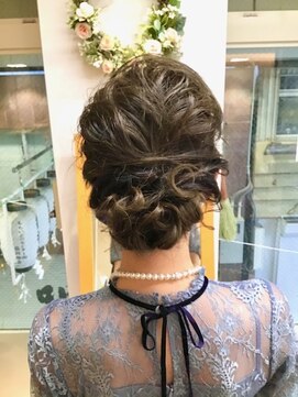 ヘアサロン ユニティ(Hair Salon Unity) ツイスト編みシニヨン