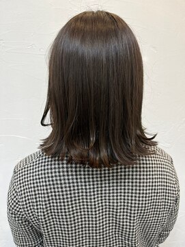 シック 大宮西口(CHIC) 艶髪ダークブラウン/外ハネレイヤーボブ