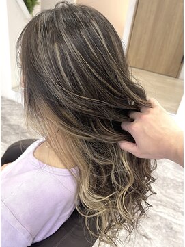 アムヘアー(A.M. hair) ハイライトケアブリーチカラー