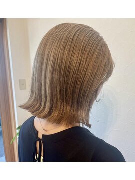 ラテ アトリエ(latte atelier) 大人可愛い/ケアブリーチ/ミルクティーベージュ