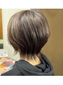 外ハネショート