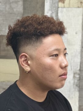 イットヘアワークス 堺店(it.hair.works) ショートアフロ