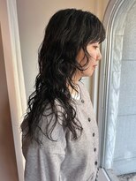 メク(meku)&nbsp;ロングのゆったりウルフパーマ＊