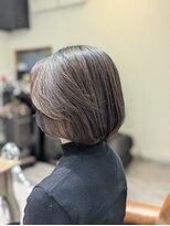 アオ(a-o)&nbsp;軽やかさは顔まわりから